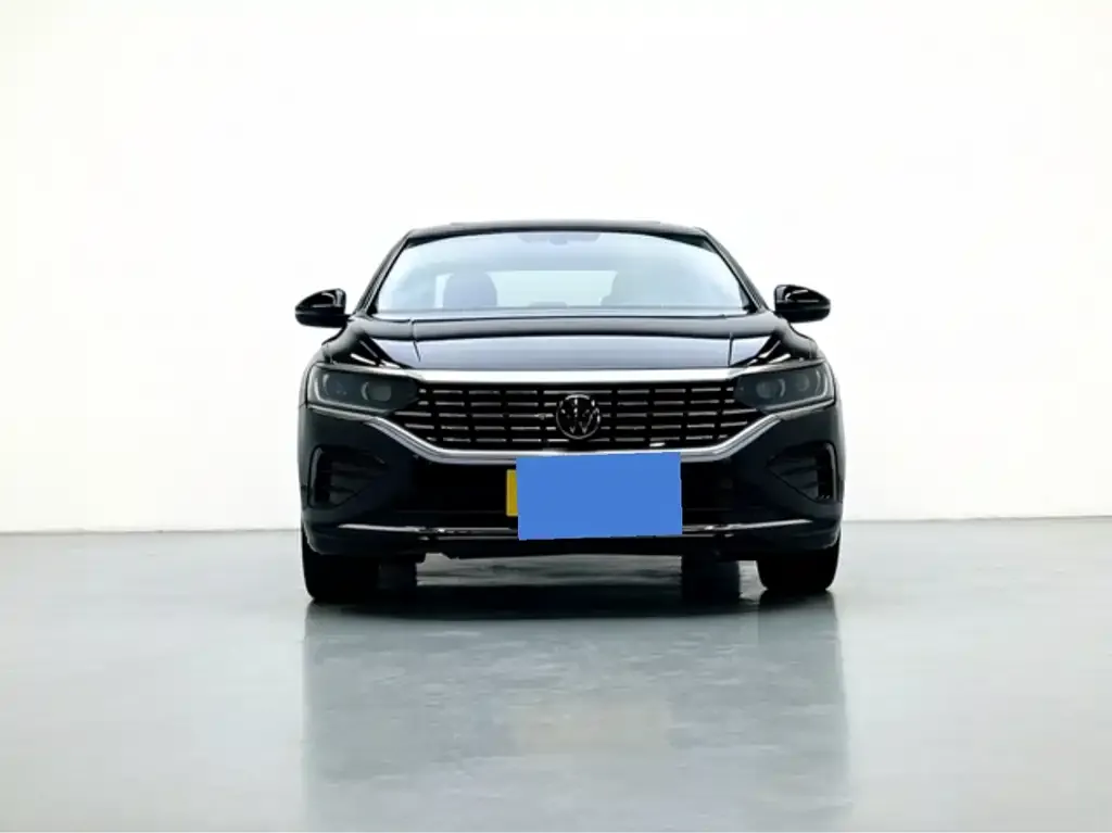 Volkswagen Passat — фото 5