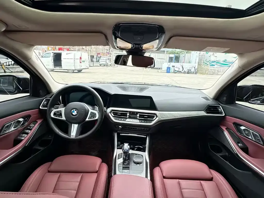 BMW 3 Series 2021 из CN, фото 6