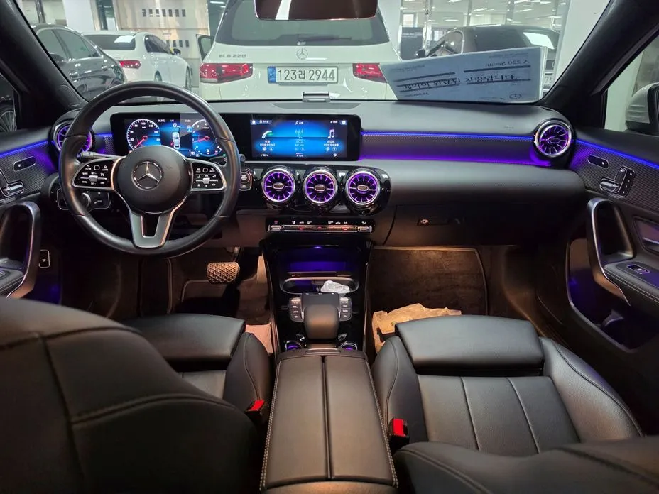 Mercedes-Benz A-Class 2023 из KR, фото 10