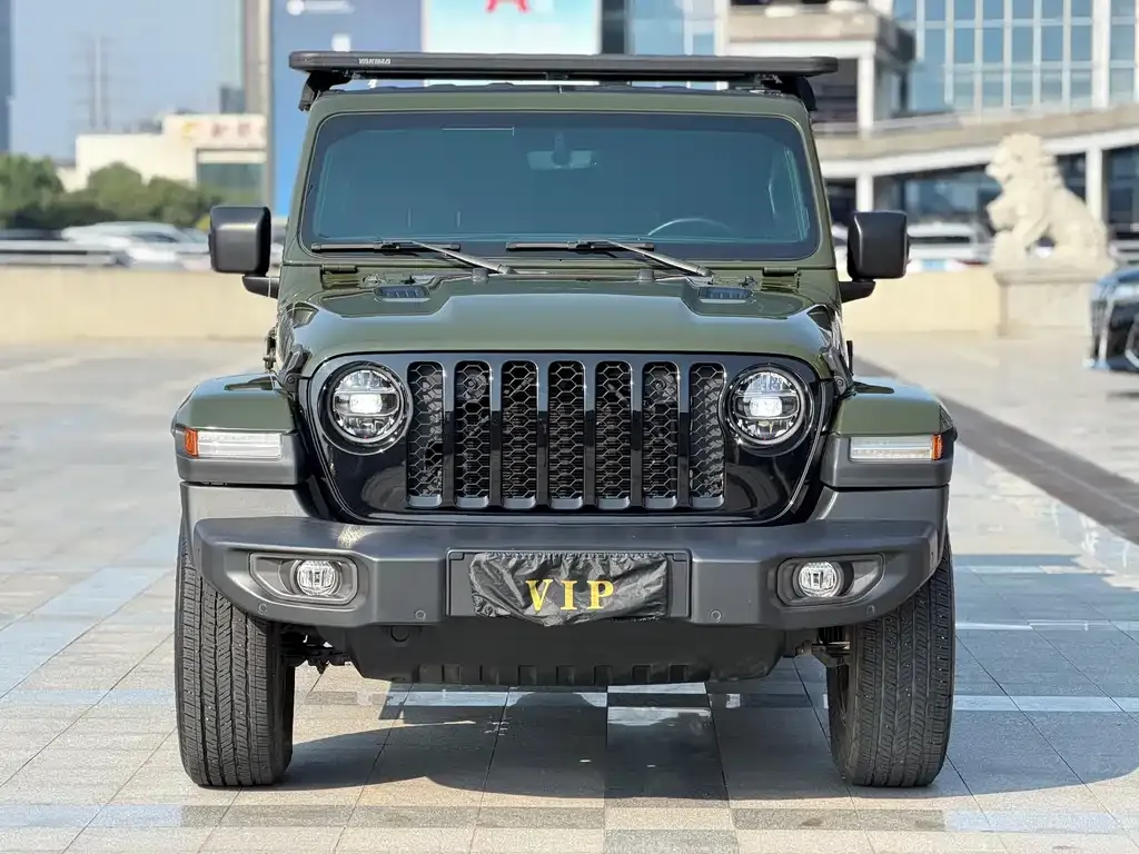 Jeep Gladiator 2023 из CN, фото 3