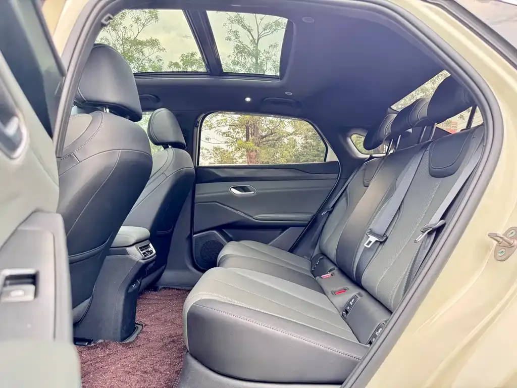 BYD Qin L 2025 из CN, фото 7