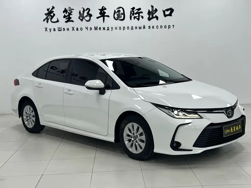 Toyota Corolla — фото 3