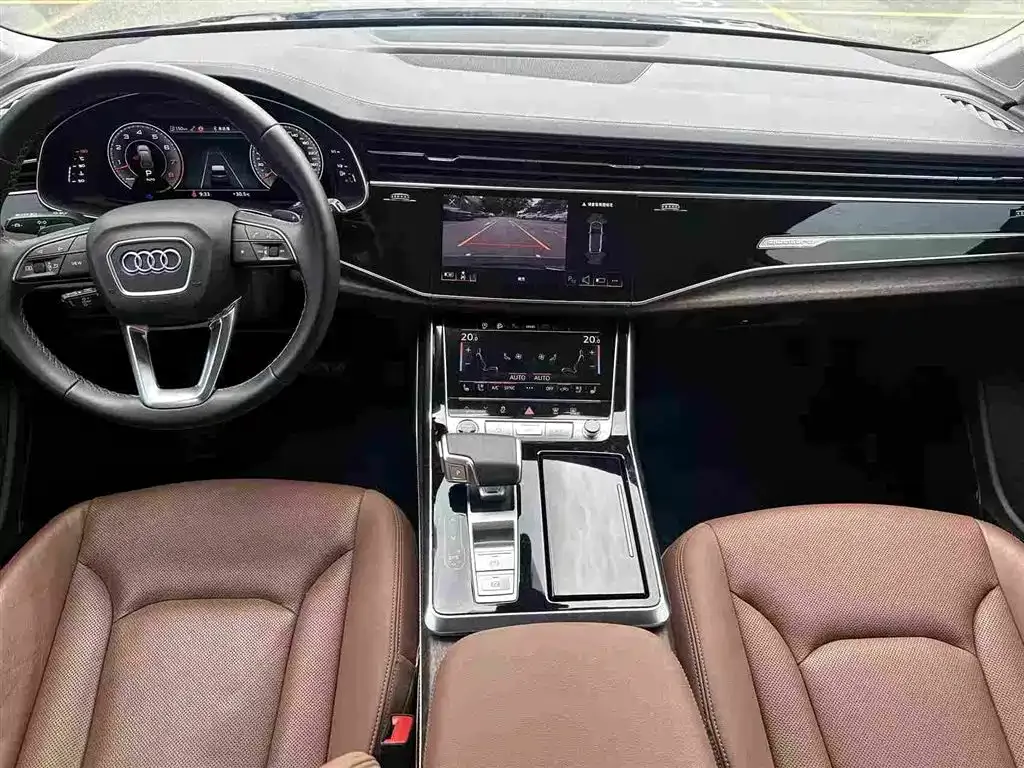 Audi Q7 — фото 2