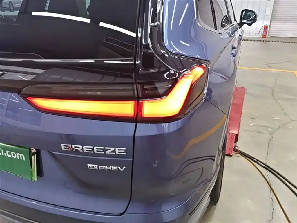 Honda Breeze PHEV 2023 из CN, фото 8
