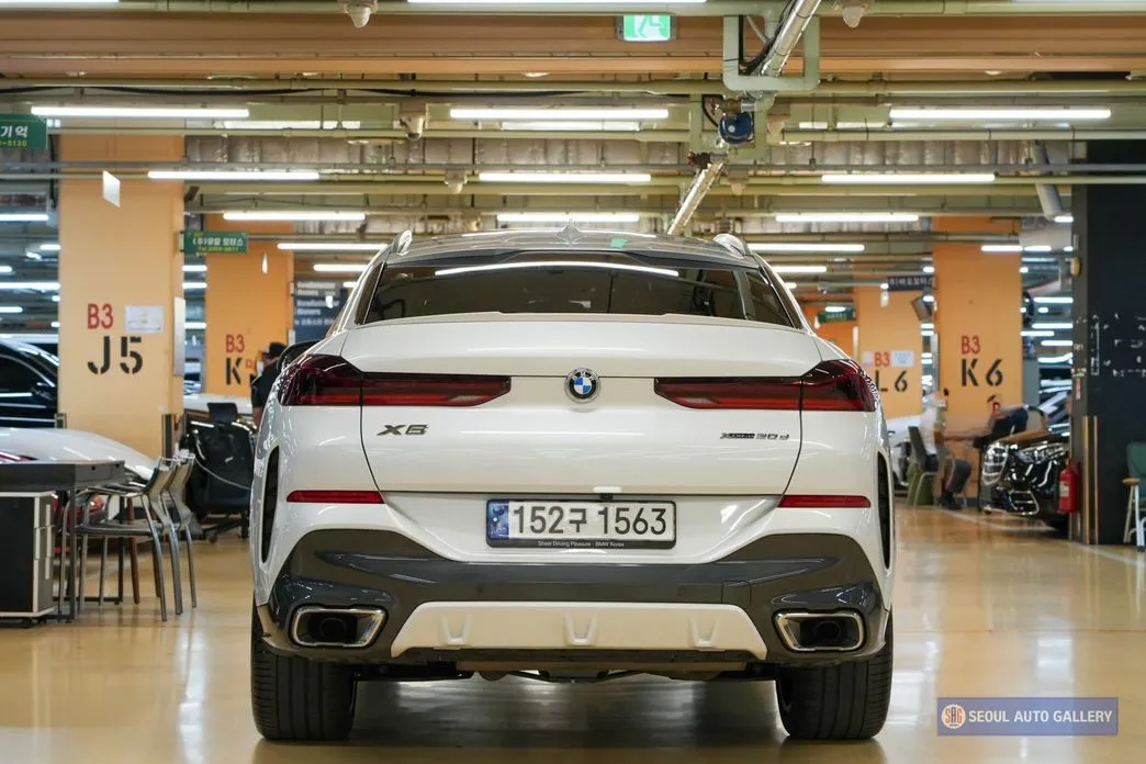 BMW X6 — фото 8