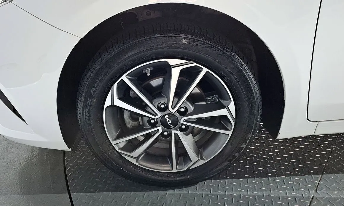 Kia K3 — фото 4