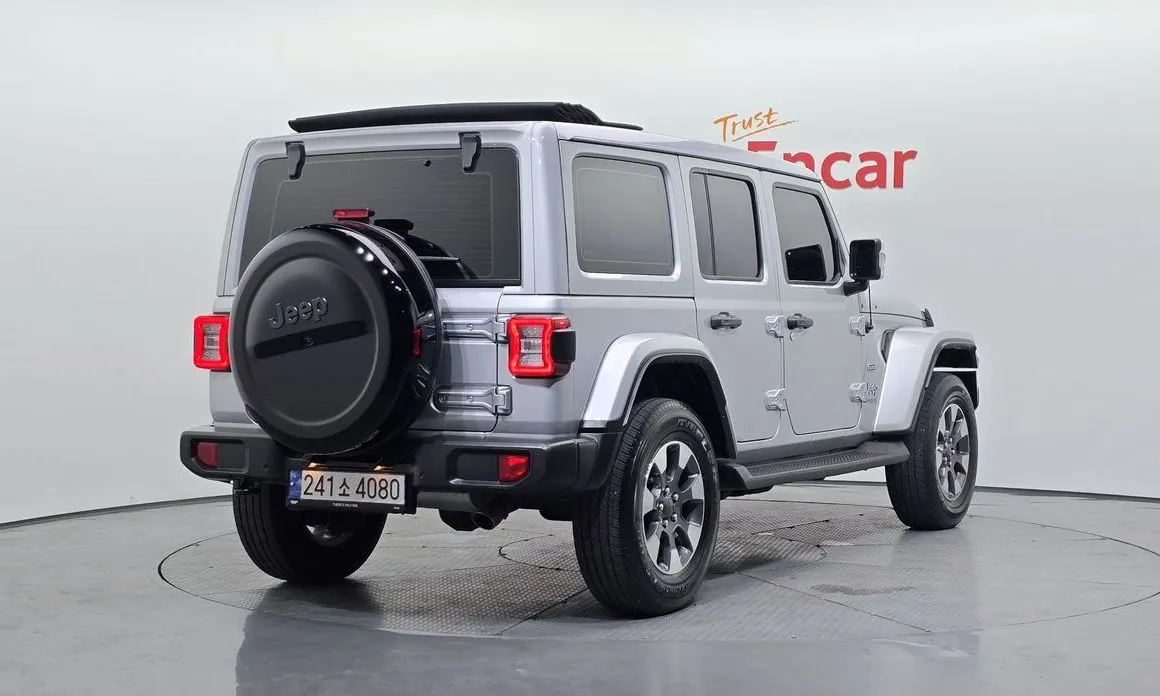 Jeep Wrangler 2022 из KR, фото 6