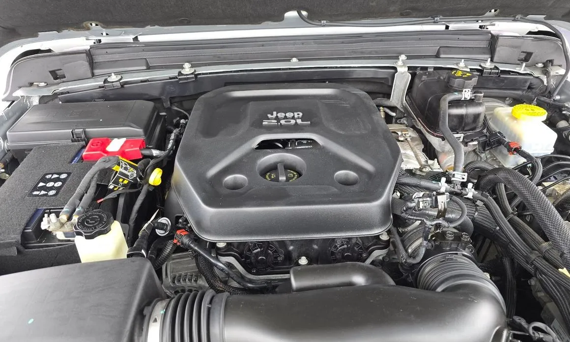 Jeep Wrangler 2022 из KR, фото 10