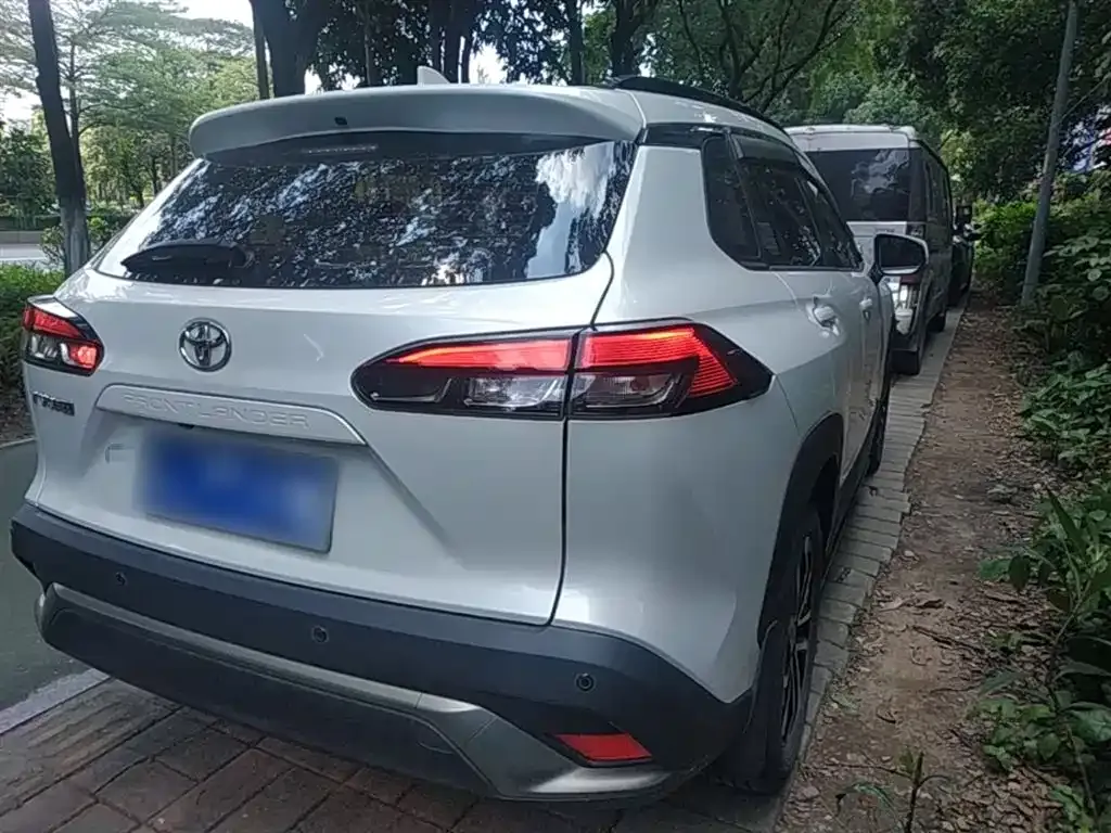 Toyota Frontlander 2022 из CN, фото 10