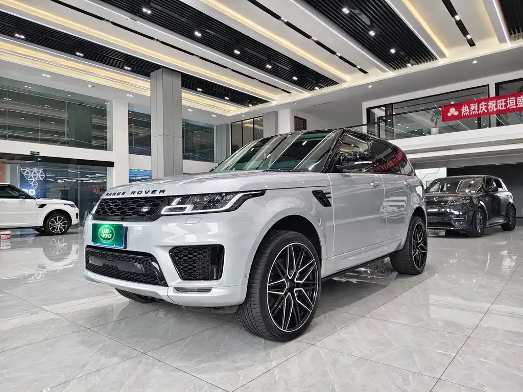 Land Rover Sport — фото 1