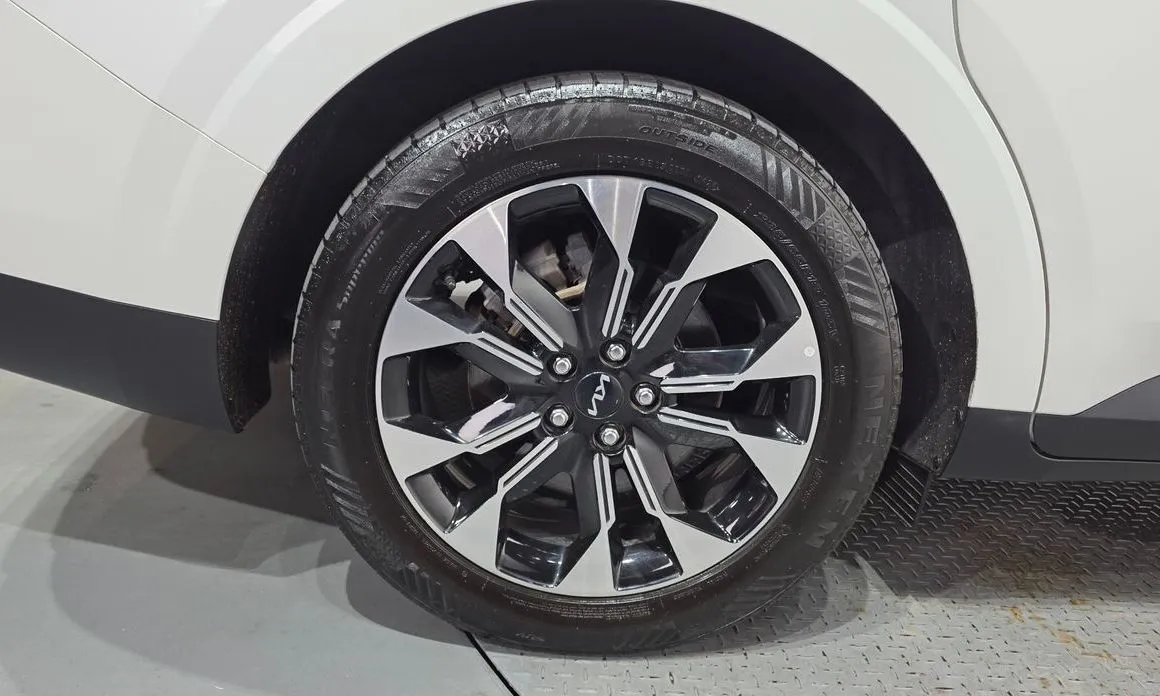 Kia Carnival 2023 из KR, фото 9