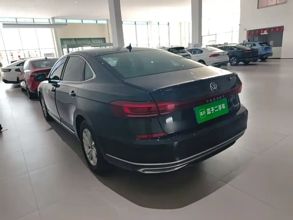 Volkswagen Passat 2023 из CN, фото 10