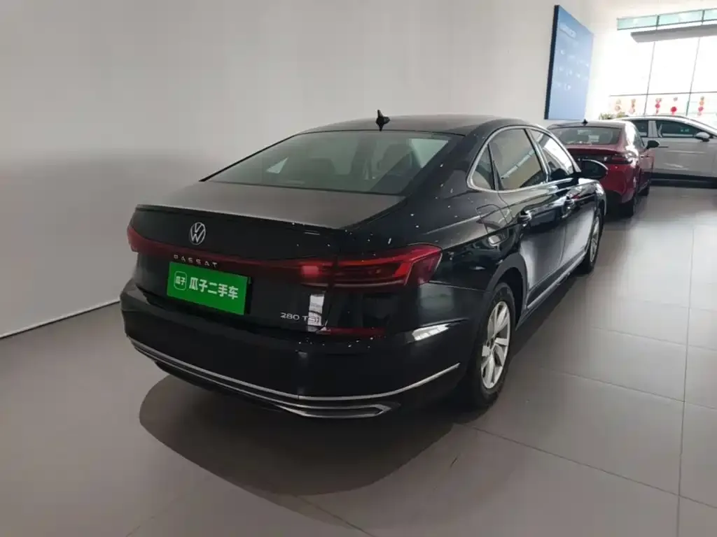 Volkswagen Passat 2023 из CN, фото 5