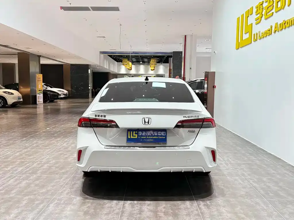 Honda Inspire — фото 4