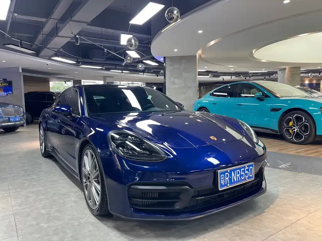 Porsche Panamera 2022 из CN, фото 2