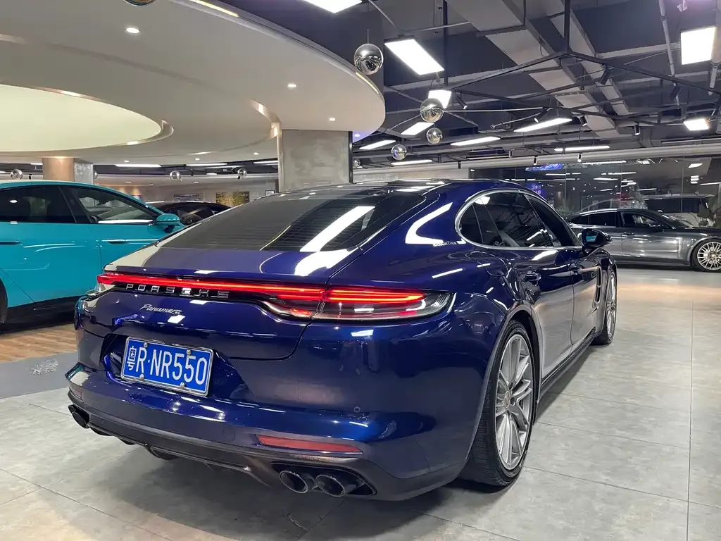 Porsche Panamera 2022 из CN, фото 8