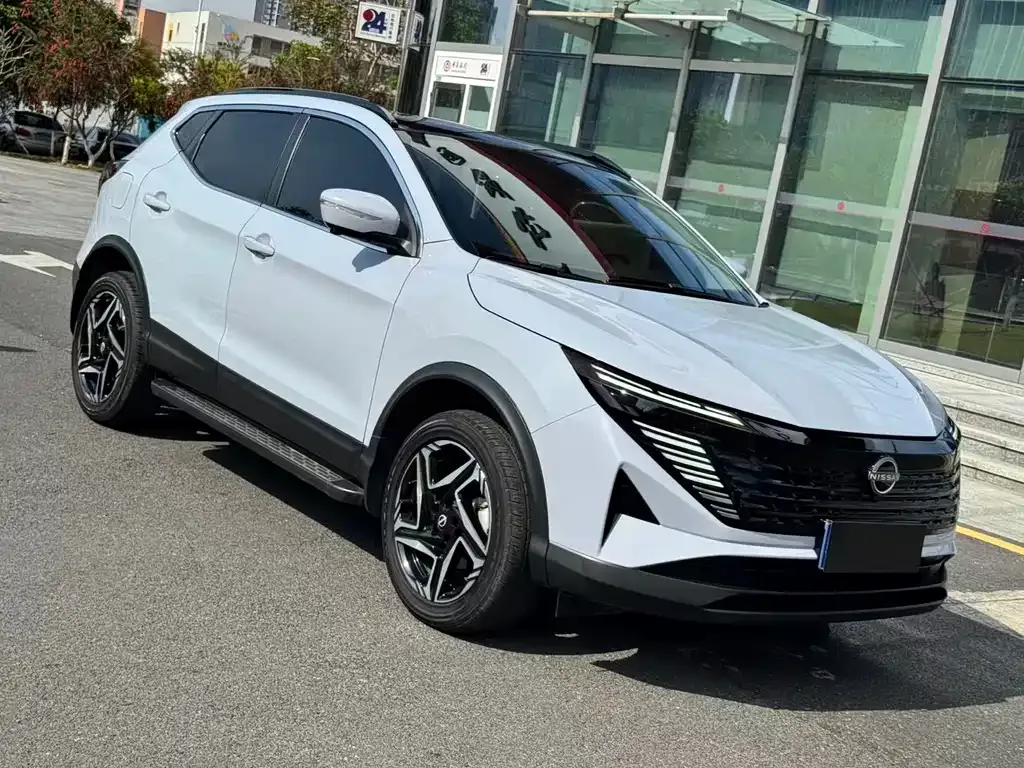 Nissan Qashqai — фото 7