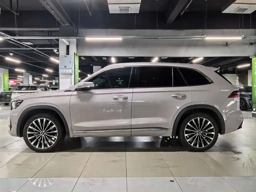 Geely Xingyue L — фото 3