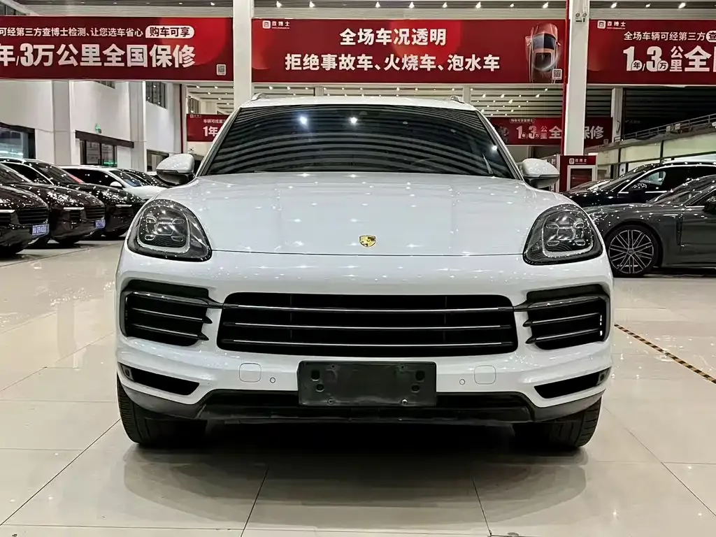 Porsche Cayenne — фото 5