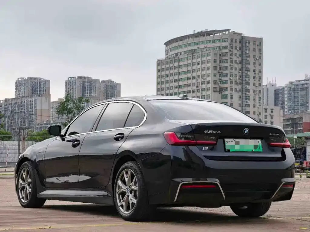 BMW i3 — фото 8