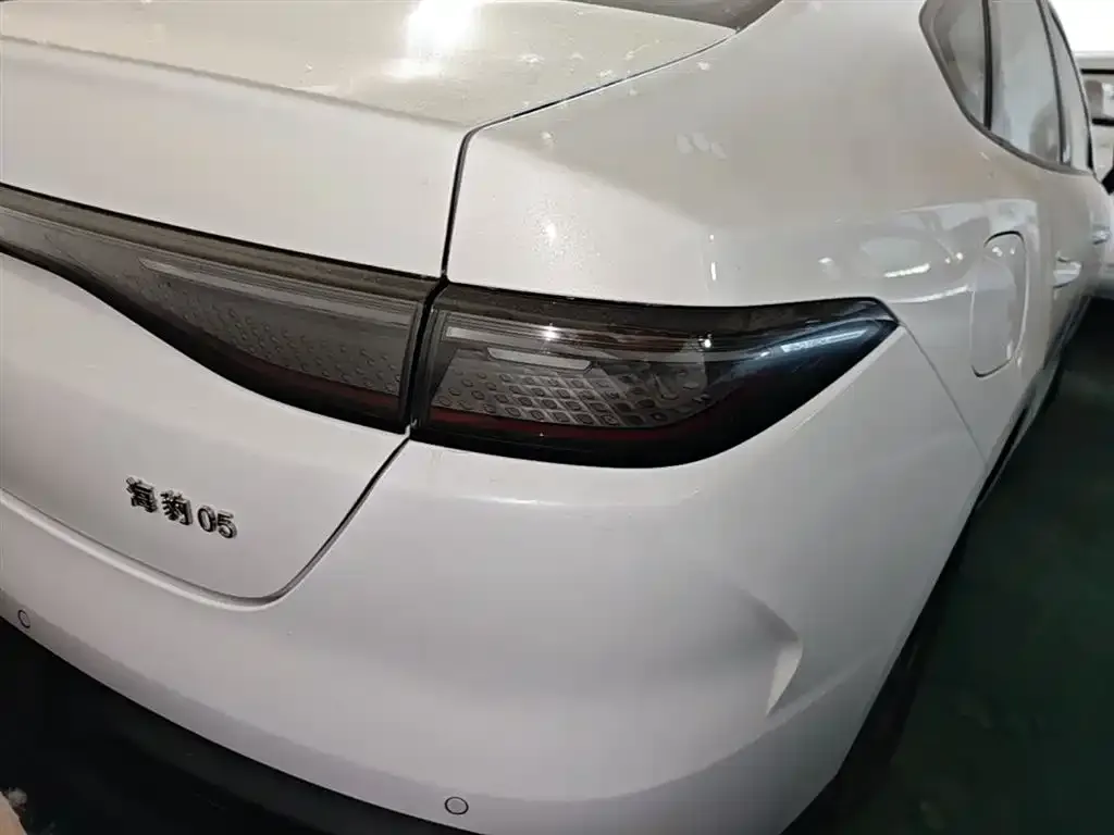 BYD Seal 05 DM-i — фото 9