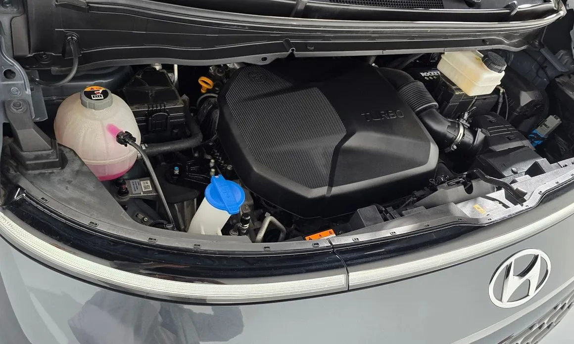 Hyundai Staria 2023 из KR, фото 5
