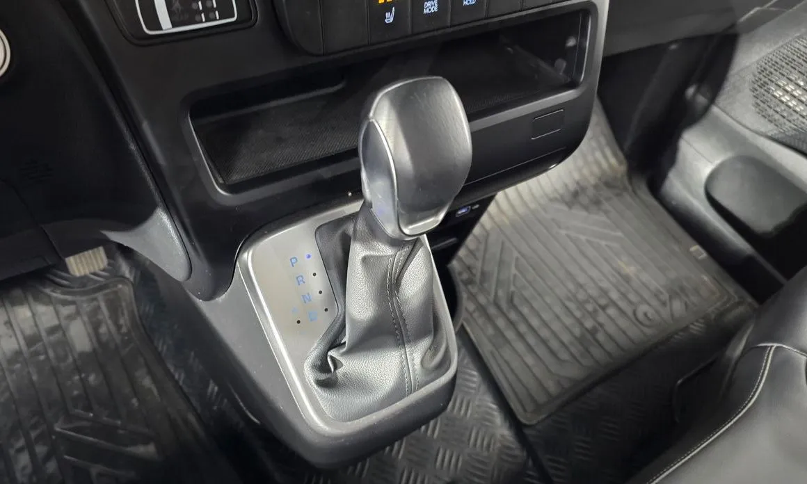 Hyundai Staria 2023 из KR, фото 8