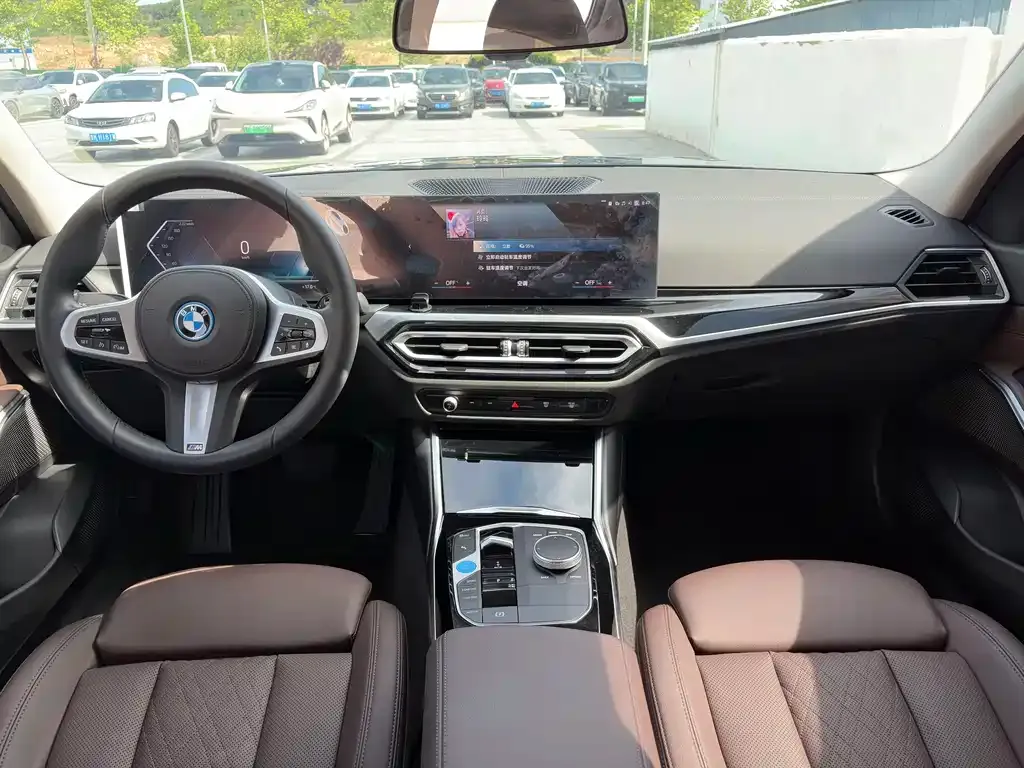 BMW i3 — фото 4