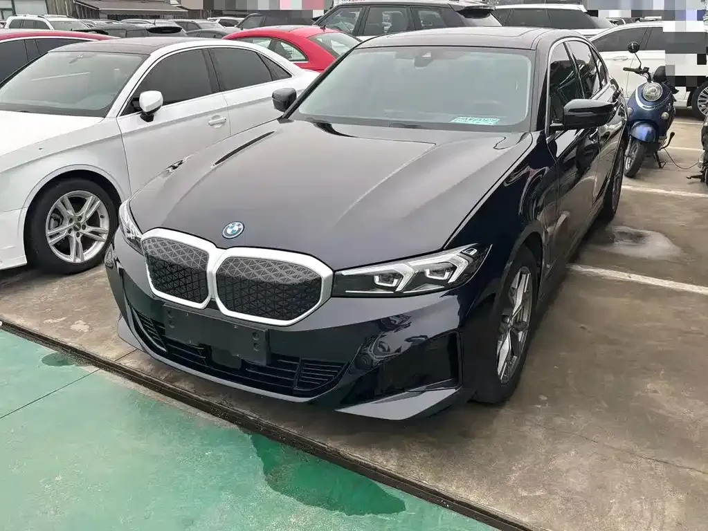 BMW i3 — фото 1