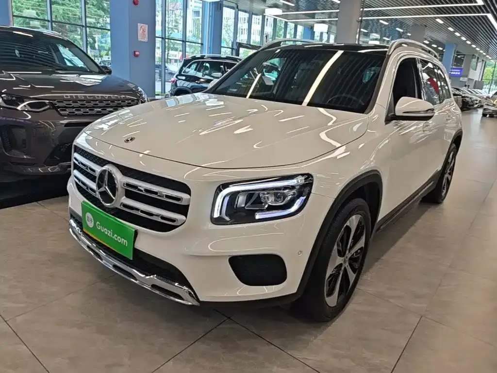 Mercedes-Benz GLB — фото 7