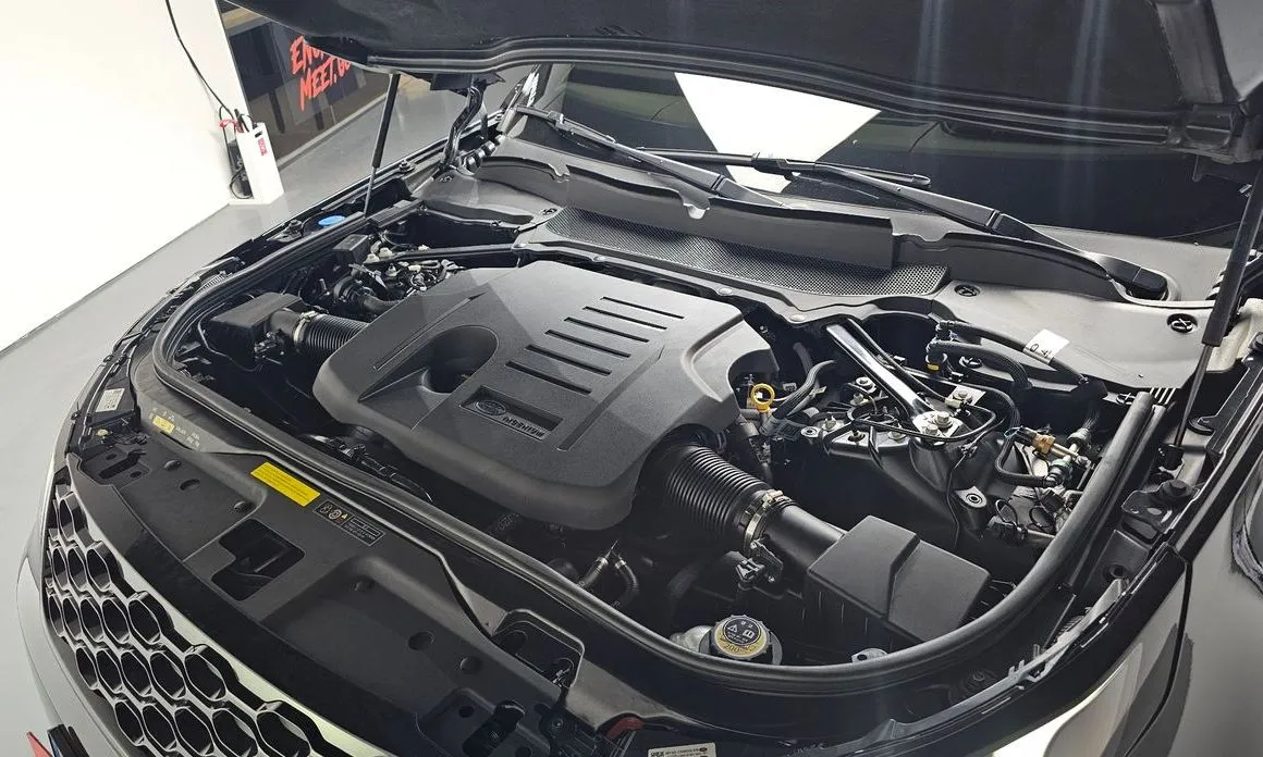 Land Rover Discovery 2023 из KR, фото 10