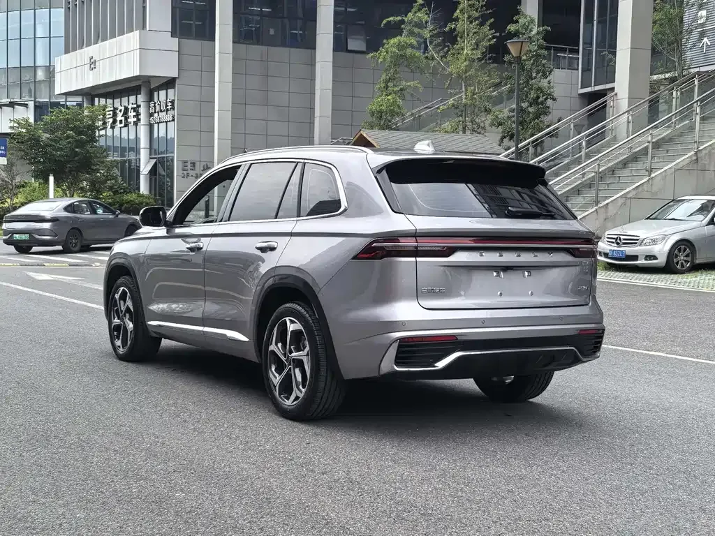 Geely Xingyue L — фото 3