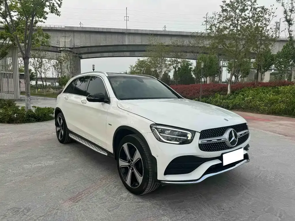 Mercedes-Benz GLC — фото 6