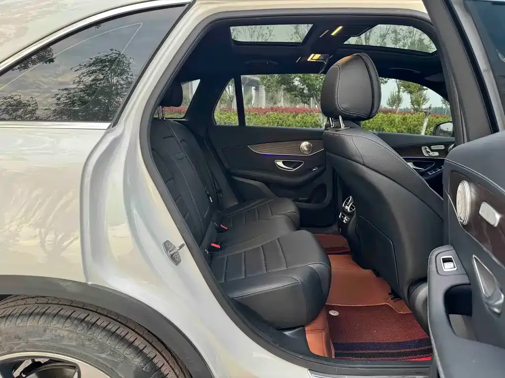 Mercedes-Benz GLC — фото 9