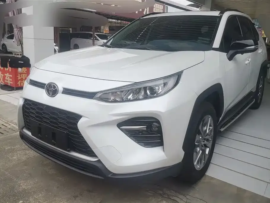 Toyota Wildlander — фото 1