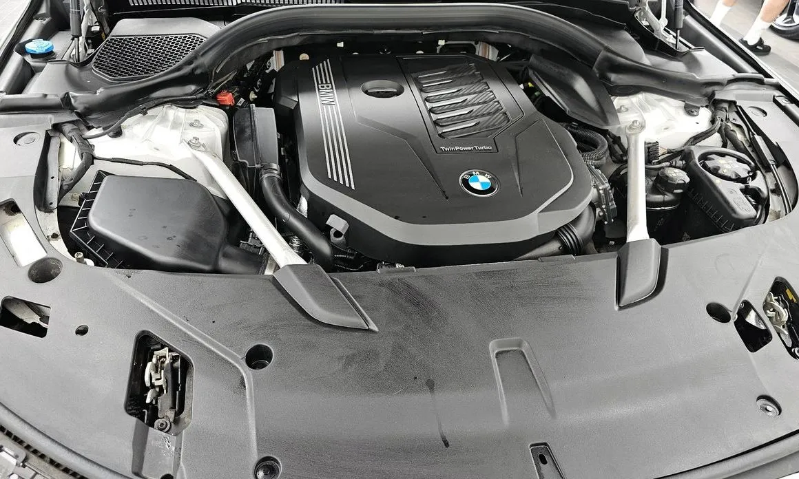 BMW Gran Turismo 2023 из KR, фото 3