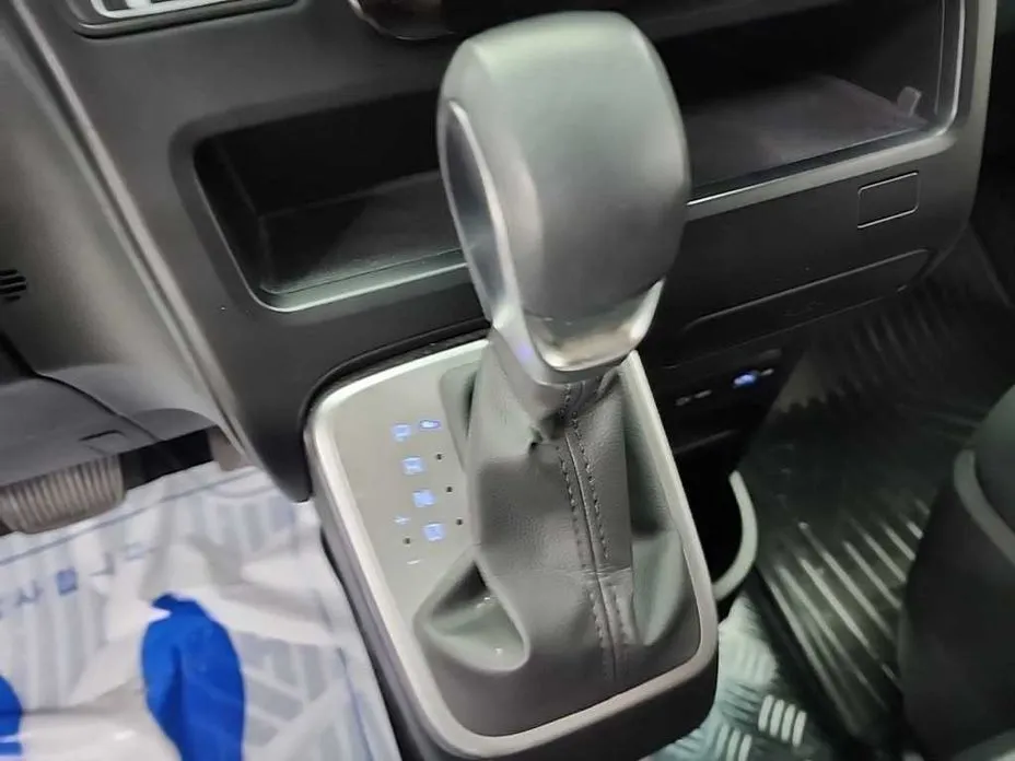 Hyundai Staria 2024 из KR, фото 5