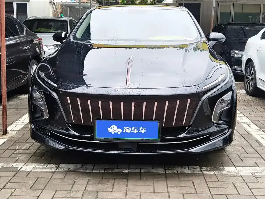 Hongqi E-QM5 — фото 4