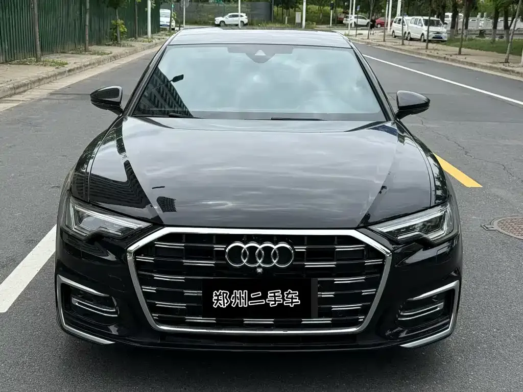 Audi A6L — фото 2