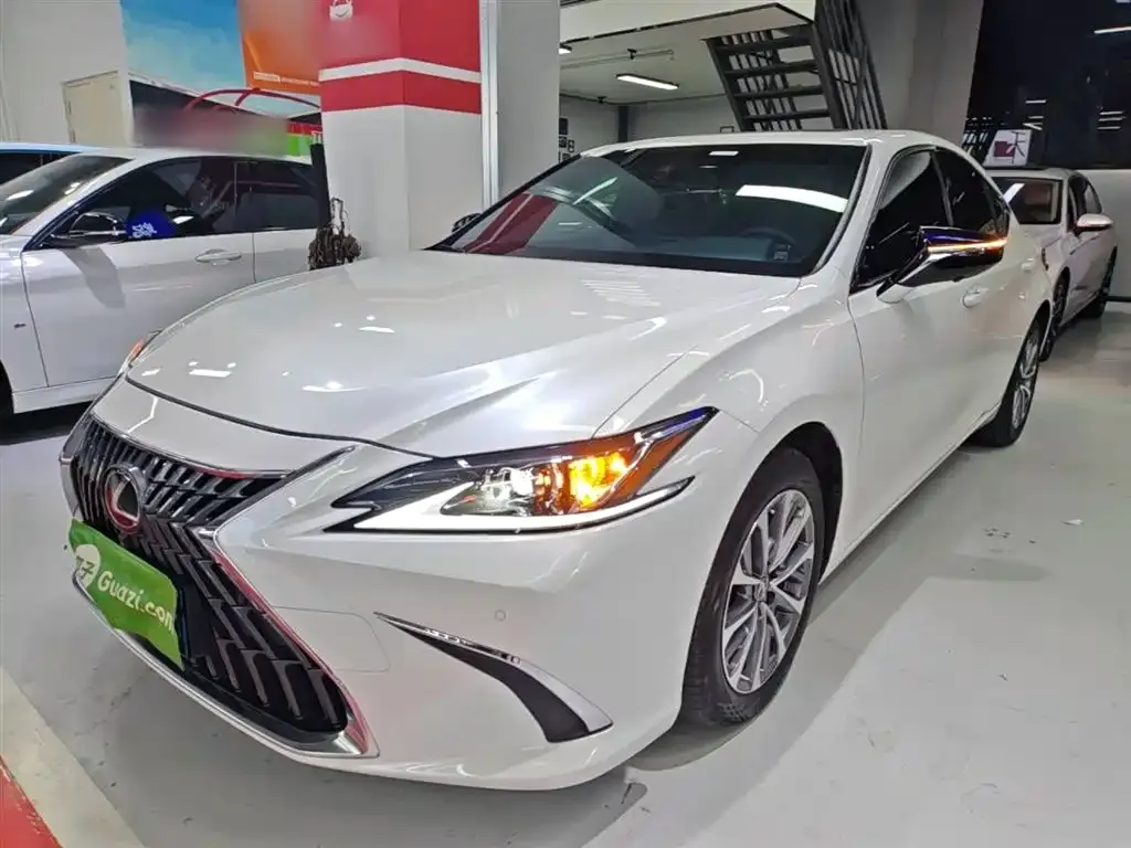 Lexus ES 2024 из CN, фото 4