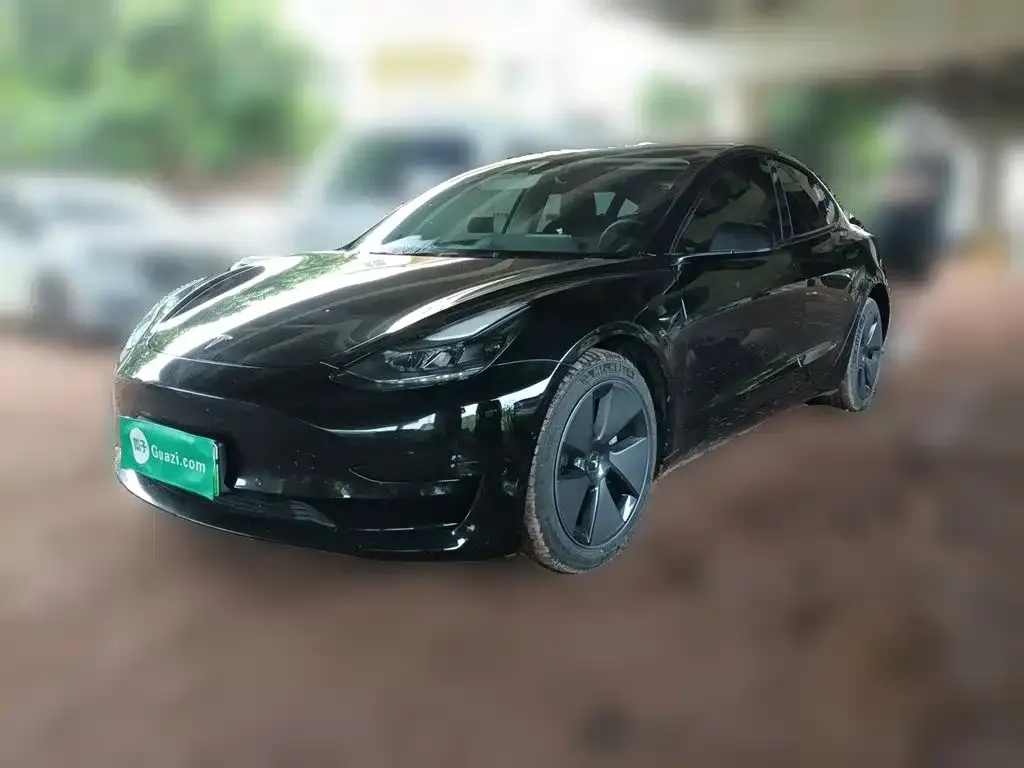 Tesla Model 3 — фото 3