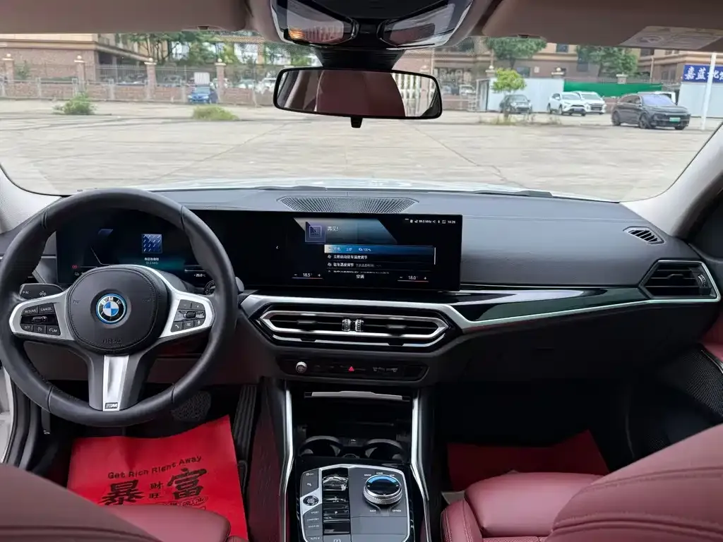 BMW i3 — фото 4