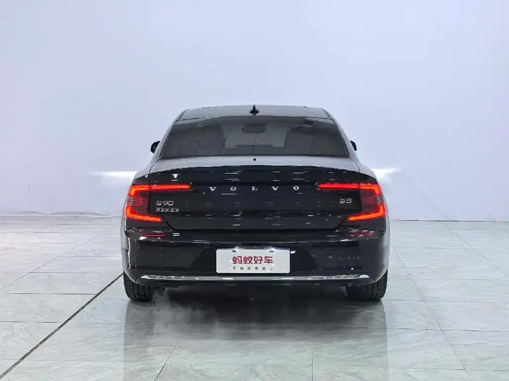 Volvo S90 — фото 8