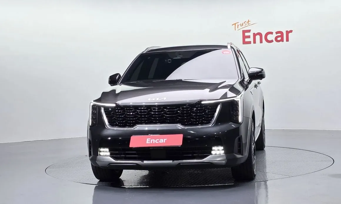 Kia Sorento — фото 8