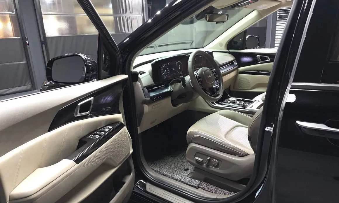 Kia Carnival 2023 из KR, фото 9