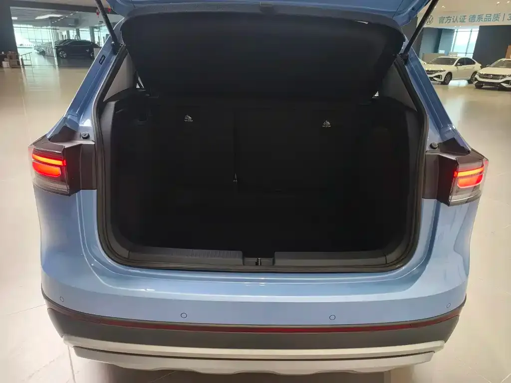 Volkswagen Tharu — фото 10