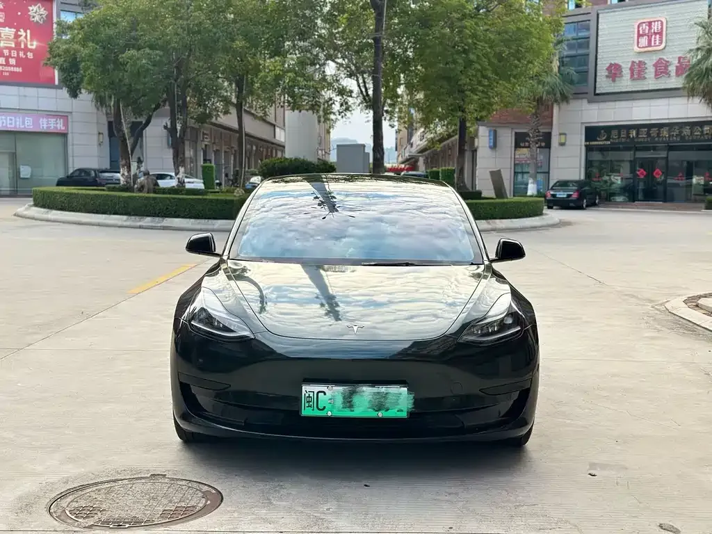 Tesla Model 3 — фото 6