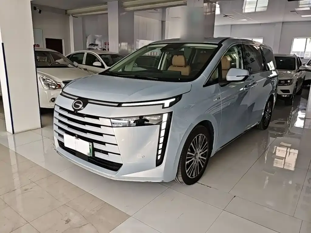 GAC Motor 传祺E8 PHEV — фото 1
