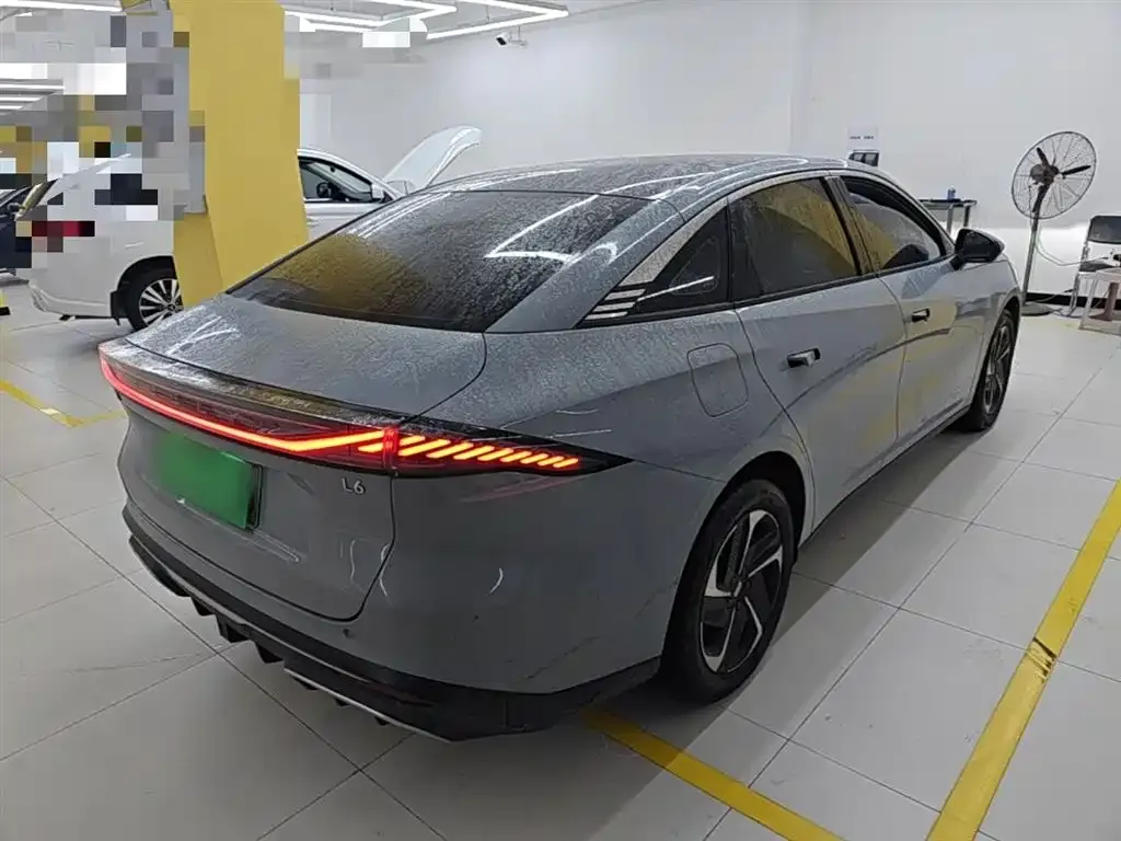 Geely Galaxy L6 2024 из CN, фото 3