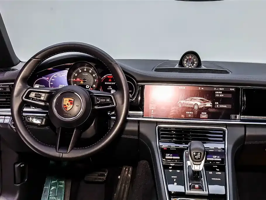 Porsche Panamera — фото 8